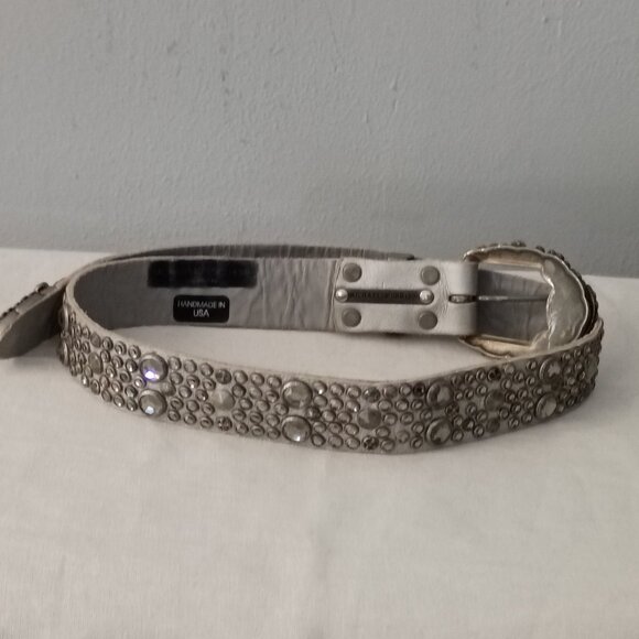 ❤️ICONIC MICHAEL MORRISON LOS ANGELES SWAROVSKI Studded Silver Leather Belt 28
